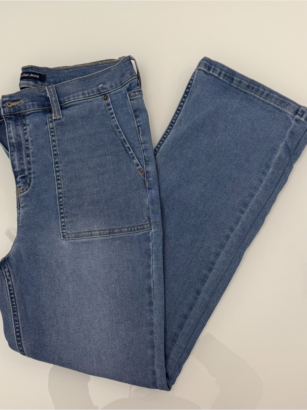 Calvin Klein Women’s Blue Straight-Leg, slight flare Jeans